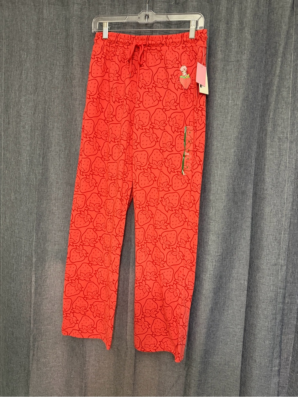 Women’s Strawberry Shortcake Lounge Pants M NWT